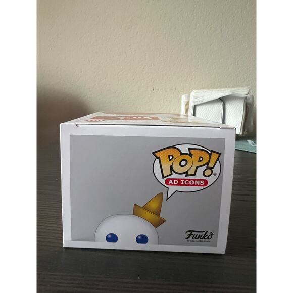 ONLY 2000 PIECES VAULTED LE EXCLUSIVE Jack Box in Tracksuit Funko Pop #101 Ad - Picture 5 of 6